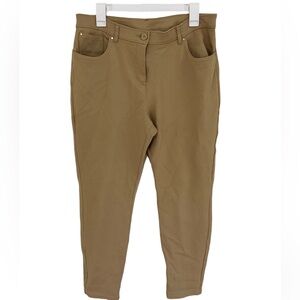 Chico’s So Slimming beige pant size Chico’s 2. Or size Large/12